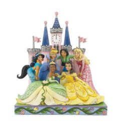 DISNEY - PRINCESS - FIGURINE 25 CM - SHOWCASE COLLECTION - TRADITIONS - BEAUTIFUL AND BRAVE